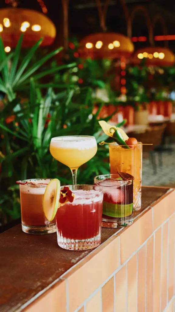 Discover Barbossa Yas Bay, Abu Dhabi's hottest Mexican spot! Indulge in unlimited margaritas, tacos, live music, and vibrant Latin American flavors. Explore daily deals, business lunch, and weekend brunch for an unforgettable dining and entertainment experience.