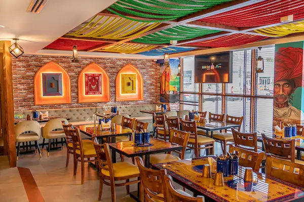 Discover Vibrant Shaved Ice at Dhaba Lane's 'Gola Festival'