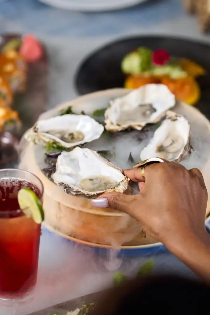 Uncover top dining deals and summer events at Paramount Hotel Midtown, Dubai. From Italian feasts to sky-high lounges, find your next F&B experience this season.