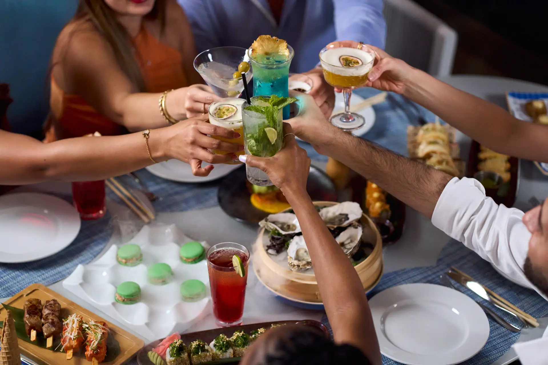 Uncover top dining deals and summer events at Paramount Hotel Midtown, Dubai. From Italian feasts to sky-high lounges, find your next F&B experience this season.