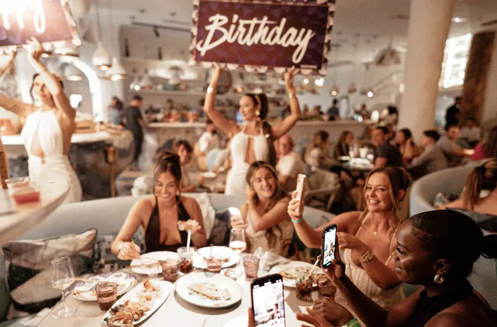 Mamma Mia! Dinner Party Launches at Gallery 7/40