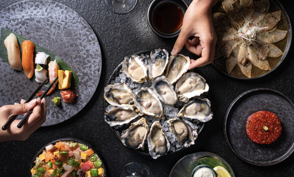 Akabeko, Dubai’s first dedicated yakiniku restaurant marks the occasion with Taste of Tide, a Japanese seafood-inspired menu.