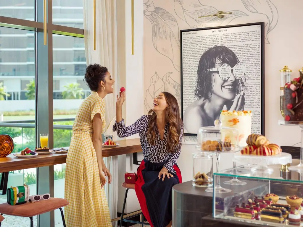 Discover Bakalis by ENVY, the opulent new Greek restaurant at Th8 Palm Dubai Beach Resort. Enjoy authentic Mediterranean flavours, sharing plates, and unparalleled beachfront views on Palm Jumeirah.