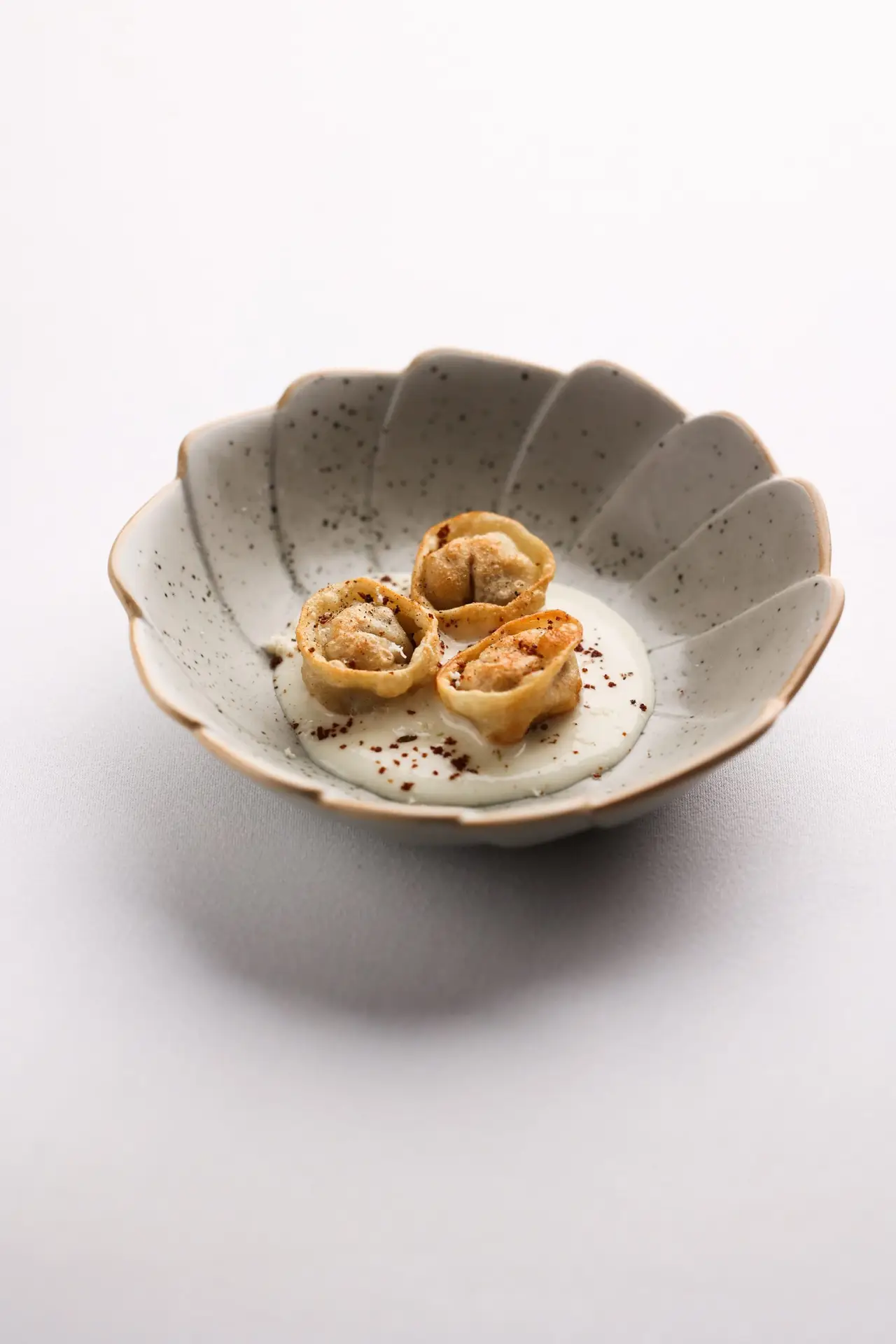 Discover the best Dubai luxury dining and ladies' night deals this week! Featuring LOONA Downtown, ATTIKO, AMMOS JBR, and health spots like Keto Kartel and King's College Hospital.