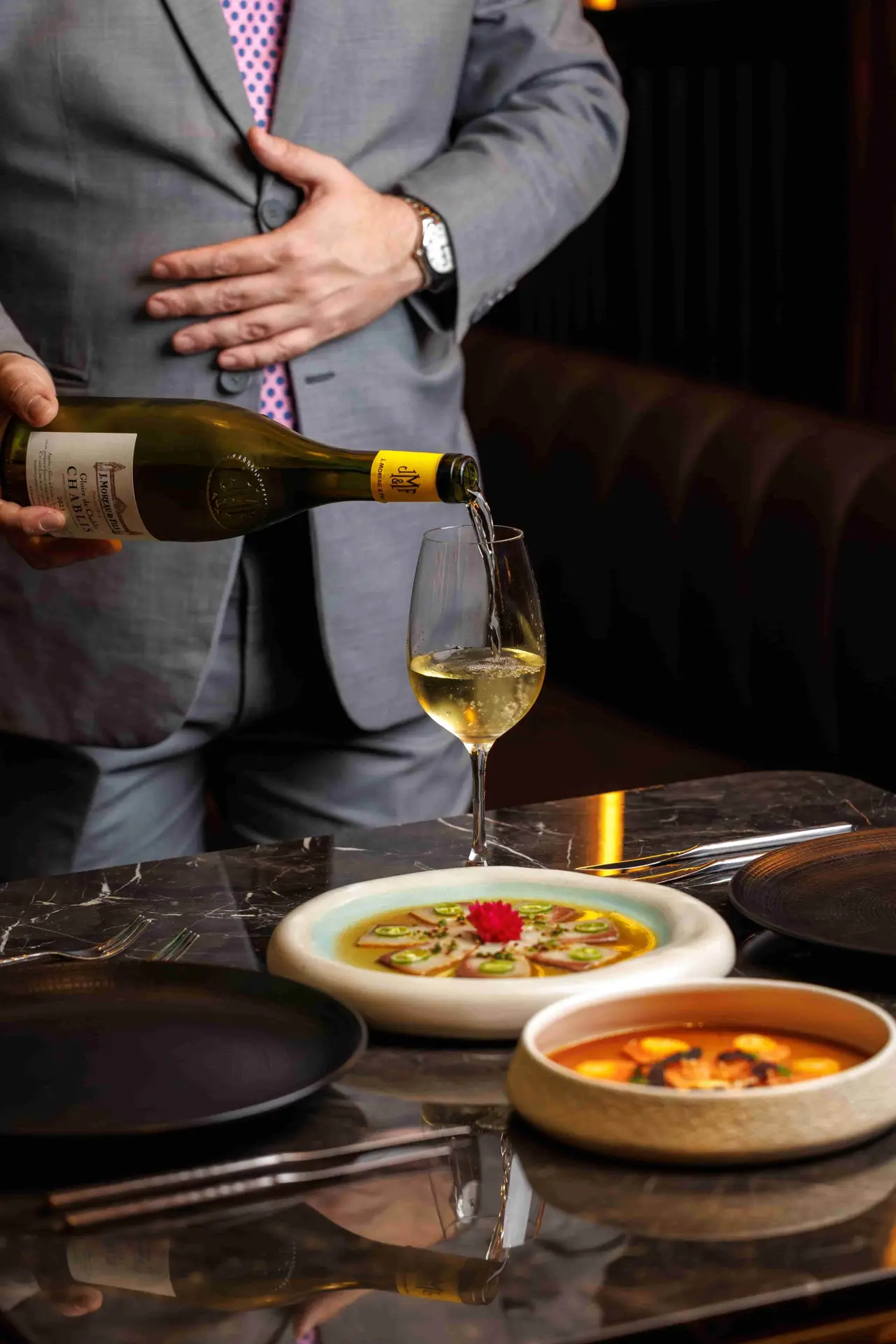 Amelia Dubai unveils a new world-inspired Wine & Beverage Menu, curated by Head Sommelier Djordje Knezevic, blending Old World classics with New World finds.