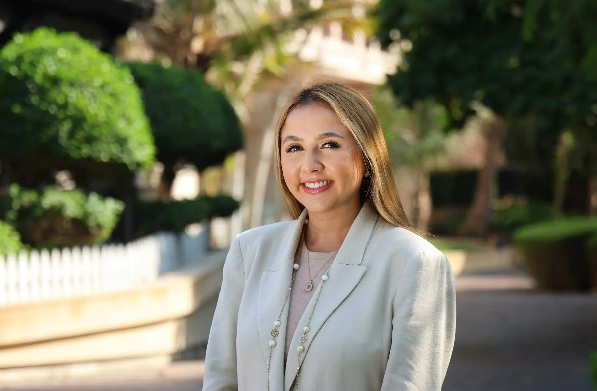 Anantara The Palm Dubai Resort announces two key F&B appointments: Chef Ruggiero Gissi to The Beach House and Grecia Kreis as Assistant Director, ensuring exceptional gastronomy.