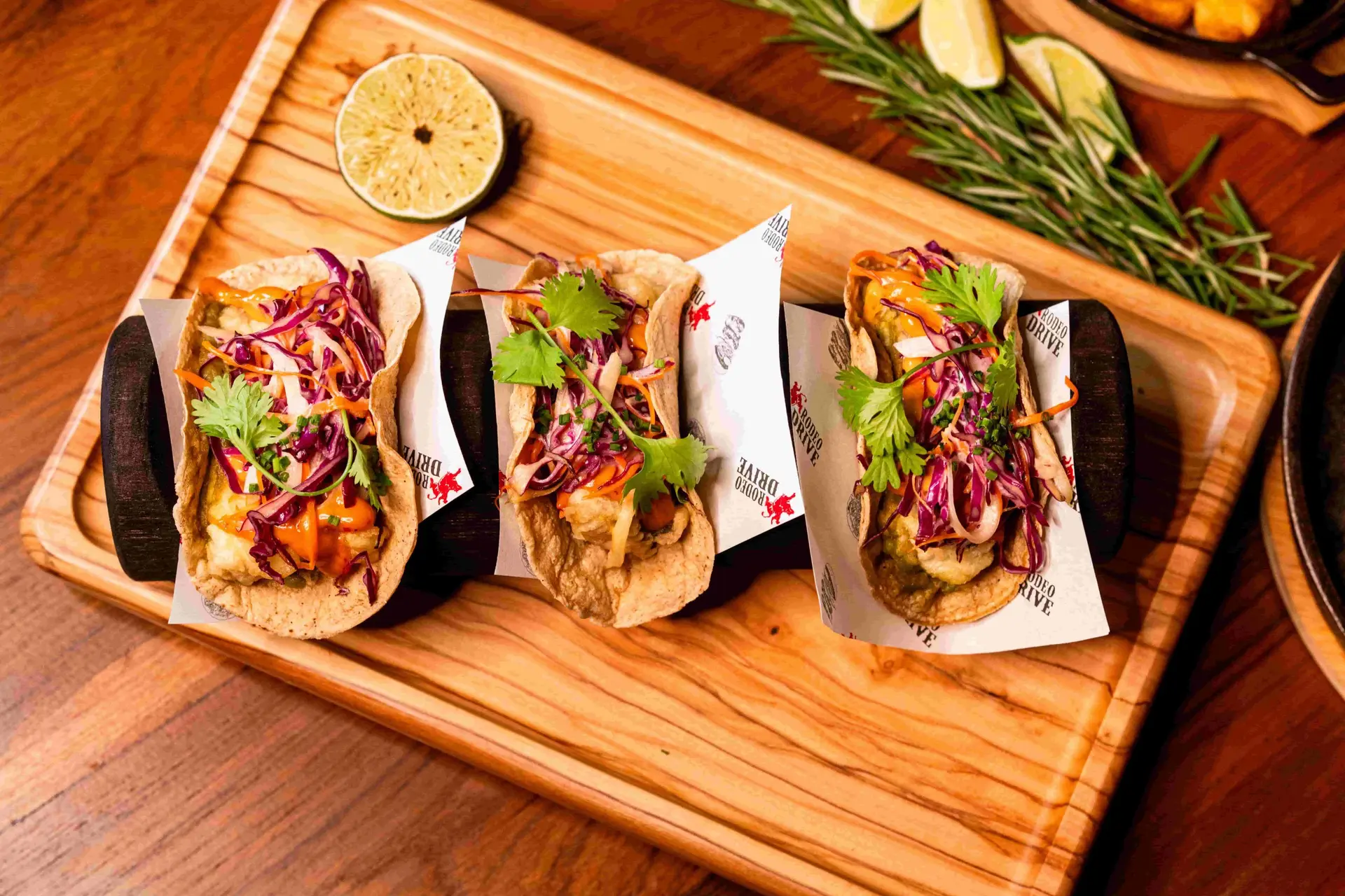 Rodeo Drive Ibn Battuta Gate introduces a new Tex-Mex Business Lunch (Mon-Fri) for only AED 69, featuring Tacos, Mac ‘n Cheese Croquettes, and the Southern Chick Burger.