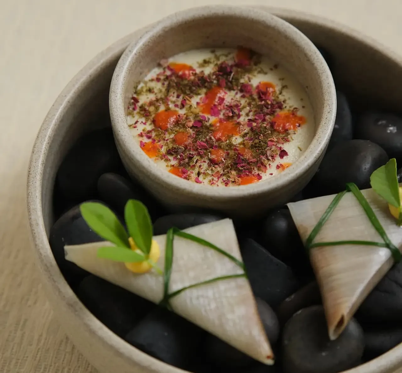 Read our review of the new experience menu by Chef Syrco Bakker at Farmhouse by Syrco, The Ritz-Carlton RAK. More on Hotels of UAE.