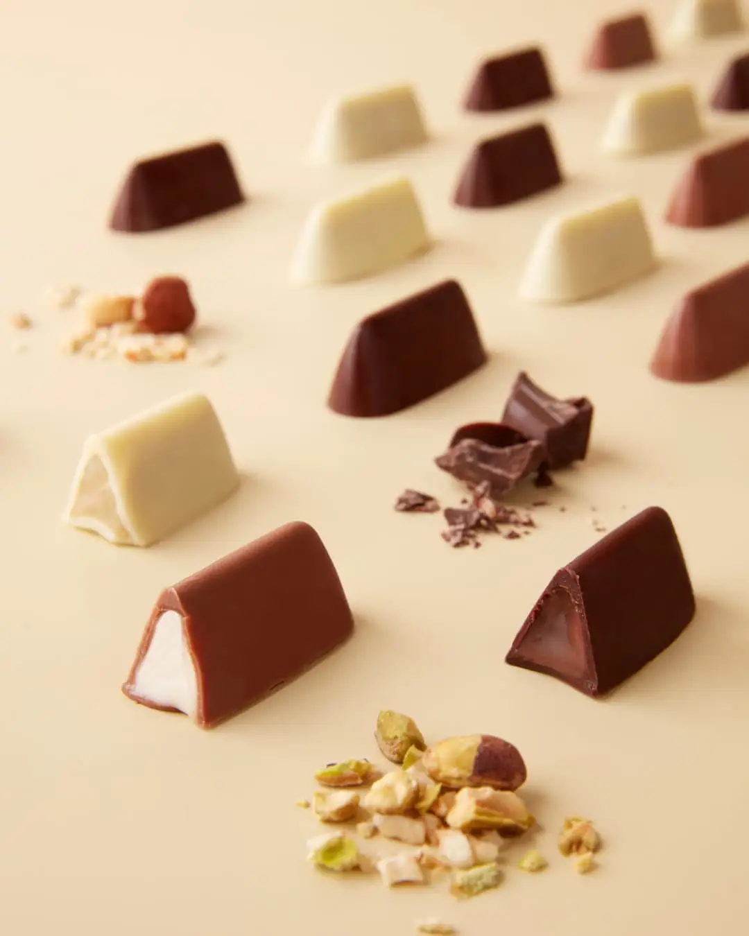 Amorino Dubai unveils the Gianduiotto al Gelato range, featuring creamy gelato hearts in chocolate shells (from AED 8). Available at Souk Madinat Jumeirah and via Deliveroo.