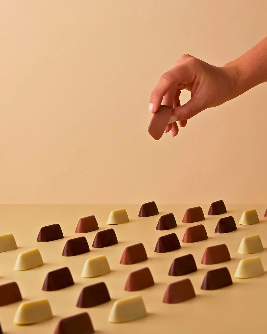 Amorino Dubai unveils the Gianduiotto al Gelato range, featuring creamy gelato hearts in chocolate shells (from AED 8). Available at Souk Madinat Jumeirah and via Deliveroo.