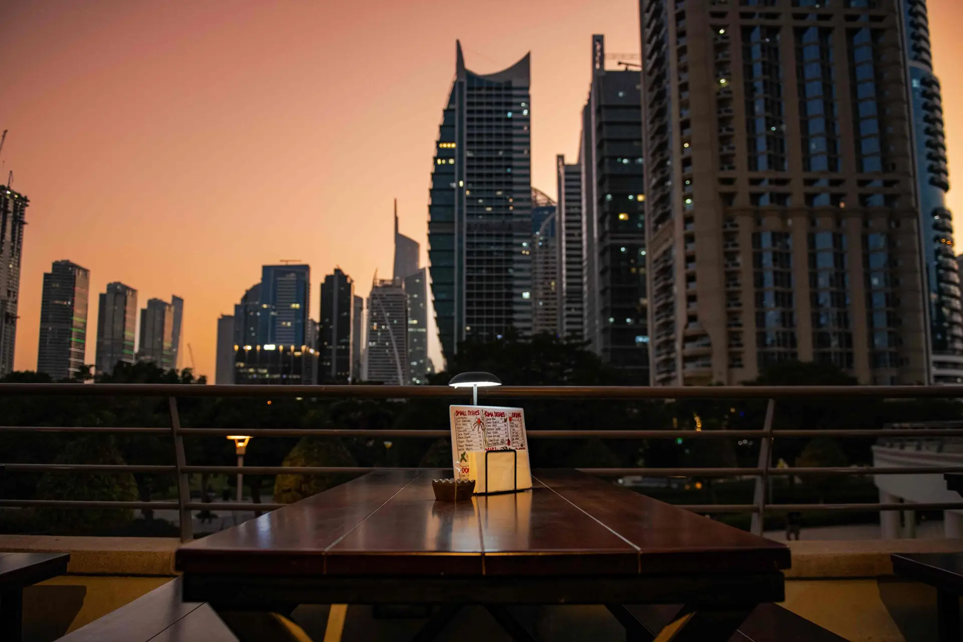 Kima Izakaya in JLT opens its new outdoor terrace, bringing its authentic Japanese izakaya atmosphere, premium ingredients, and neighbourhood vibes to Dubai's winter season.