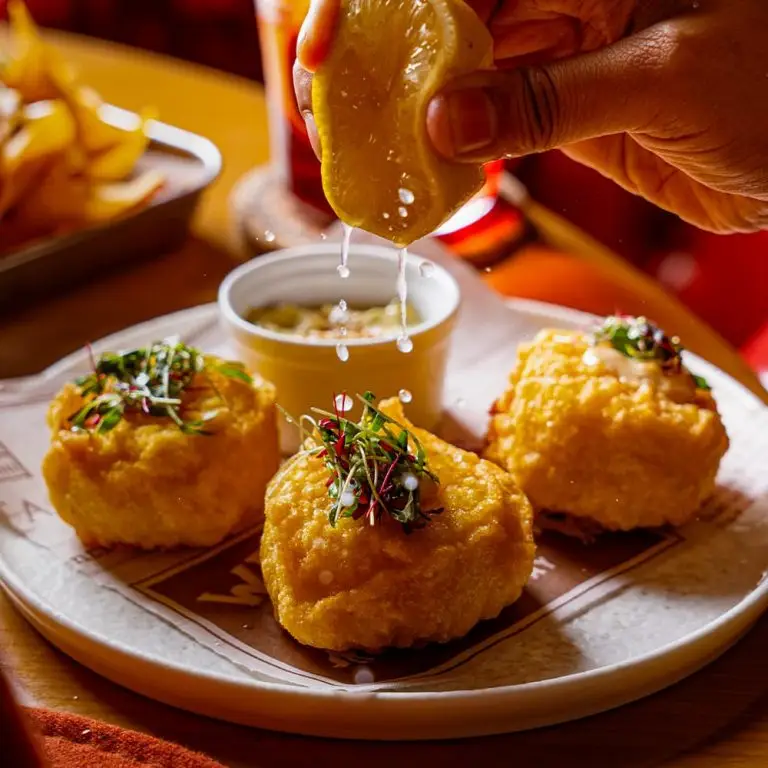 Catch the Formula 1 2025 finale live at The Stables Dubai (British gastropub). Enjoy Heineken specials, pub bites, and a chance to win tickets to the Abu Dhabi Grand Prix.