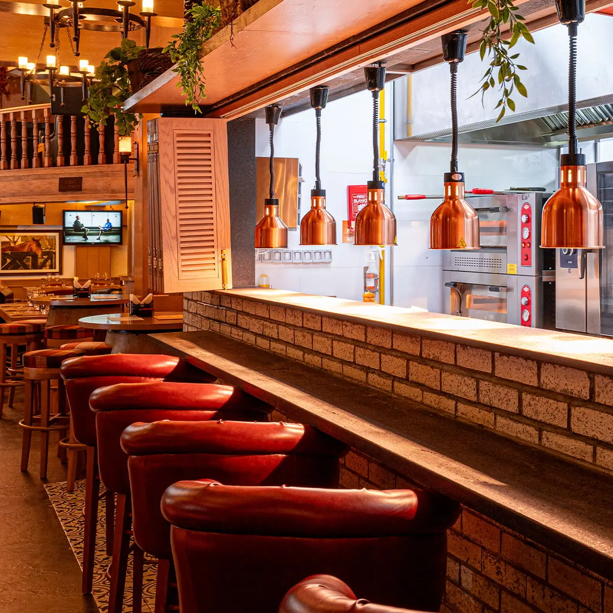 Catch the Formula 1 2025 finale live at The Stables Dubai (British gastropub). Enjoy Heineken specials, pub bites, and a chance to win tickets to the Abu Dhabi Grand Prix.