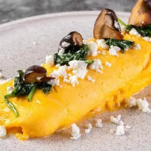 Discover the best Dubai luxury dining and ladies' night deals this week! Featuring LOONA Downtown, ATTIKO, AMMOS JBR, and health spots like Keto Kartel and King's College Hospital.