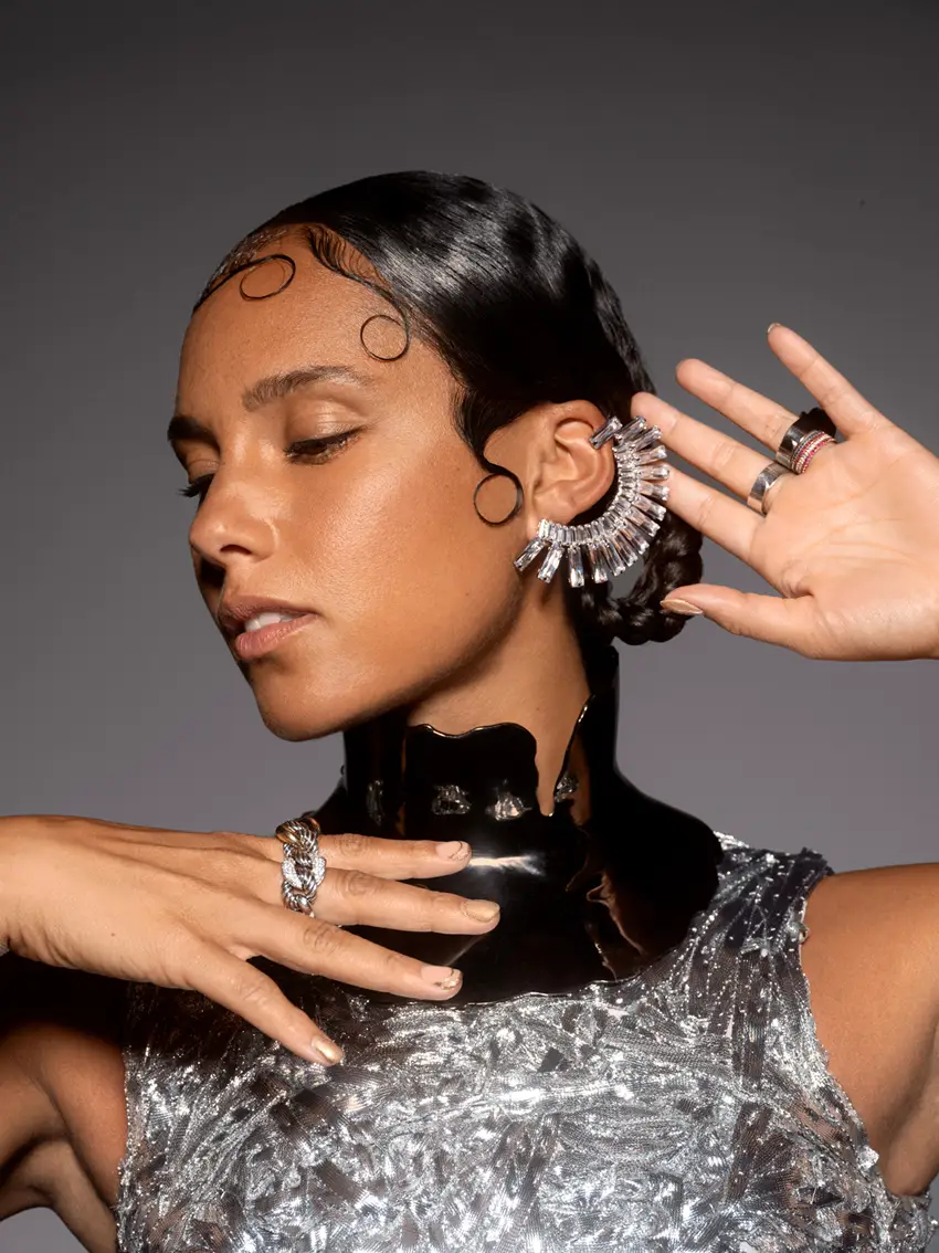 Join 17-time GRAMMY winner Alicia Keys at Saadiyat Nights for the ultimate New Year’s Eve in Abu Dhabi. Fireworks, live music before and after the show, curated dining and premium hospitality set the stage for an unforgettable countdown to 2026 on Saadiyat Island