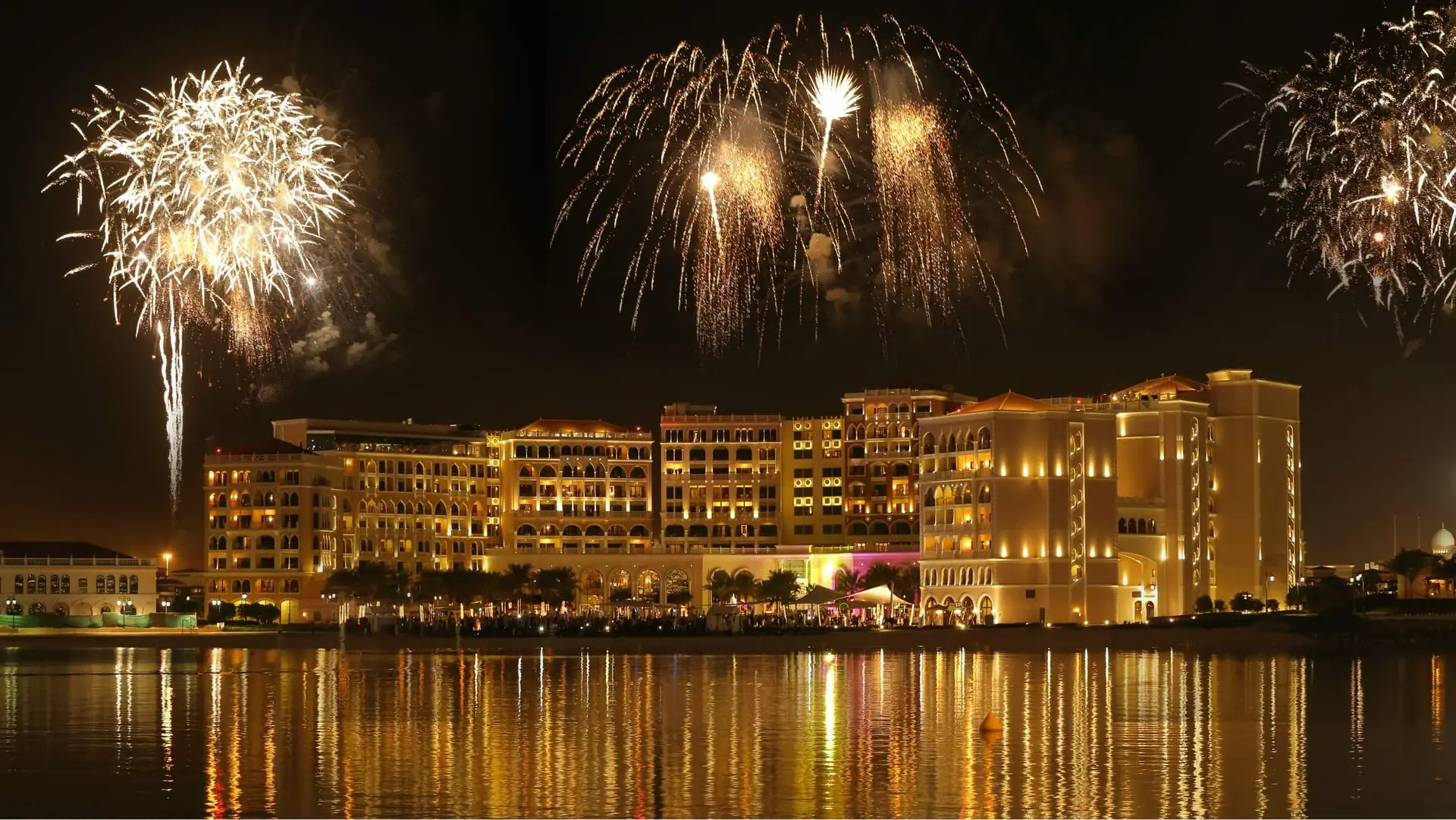 Abu Dhabi New Year’s Eve 2026: Luxury dining and galas to experience