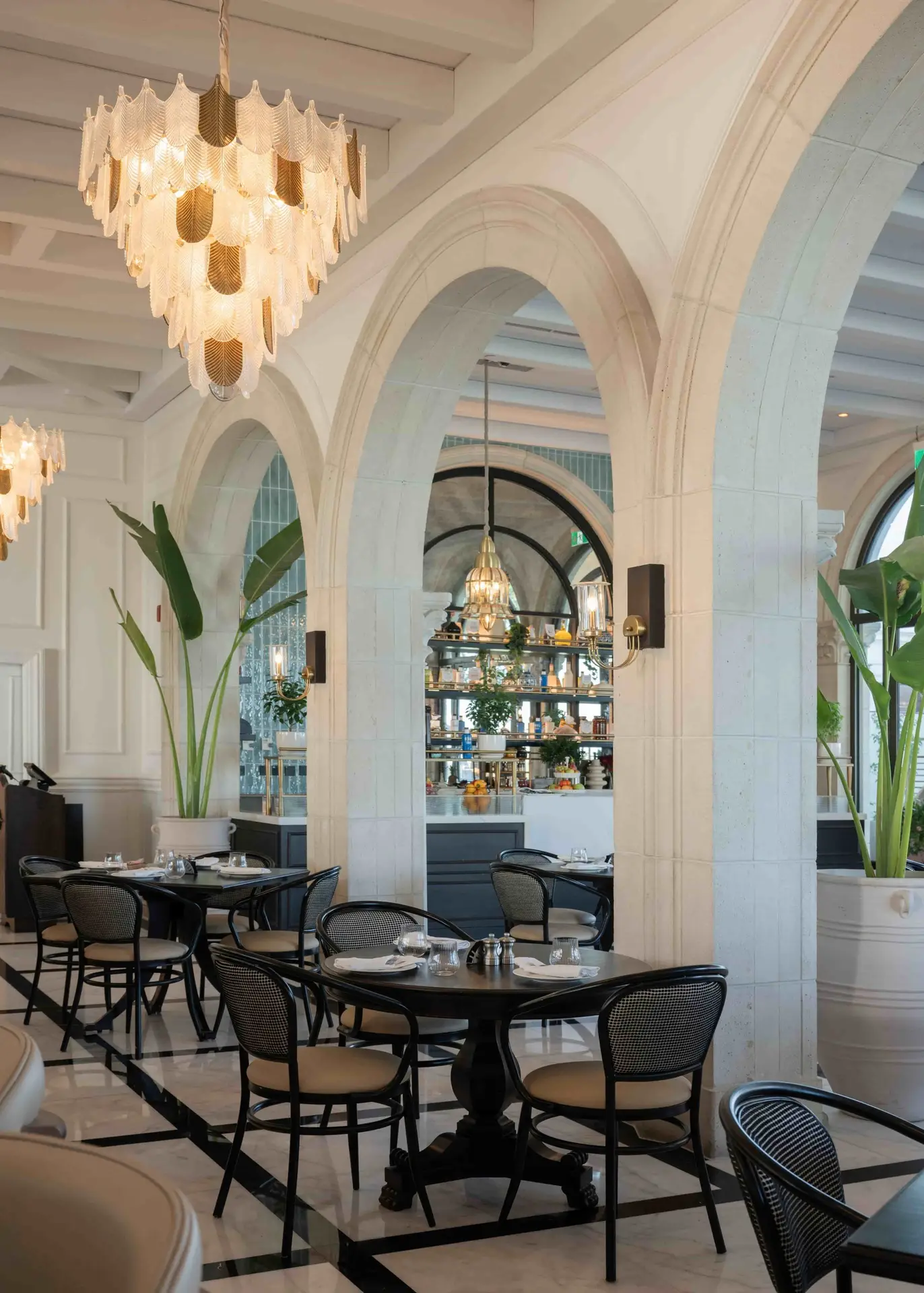 Explore Abu Dhabi's premier dining destinations, from the Michelin-selected NIRI and Li Jiang to the vibrant Barbossa at Yas Bay. Discover the city's finest luxury F&B.