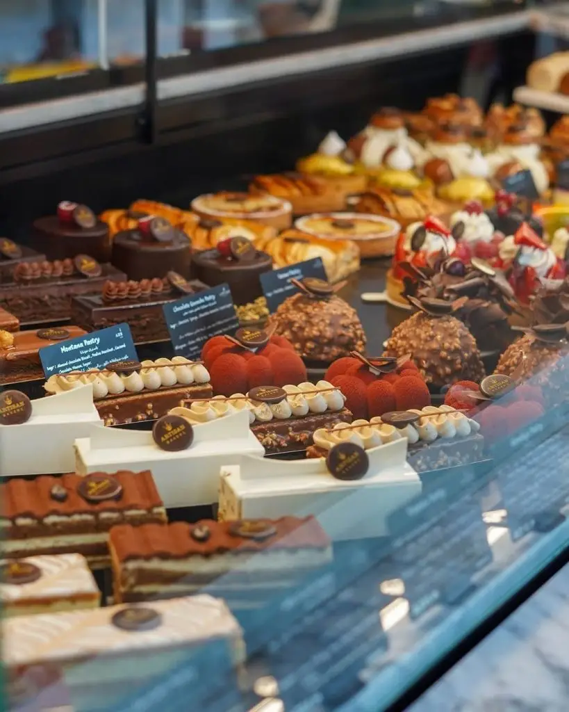 Explore the reimagined Artisan Bakers at The Garden Concept. A refined Dubai café offering artisanal sourdough, live baking, and a serene garden-inspired atmosphere.