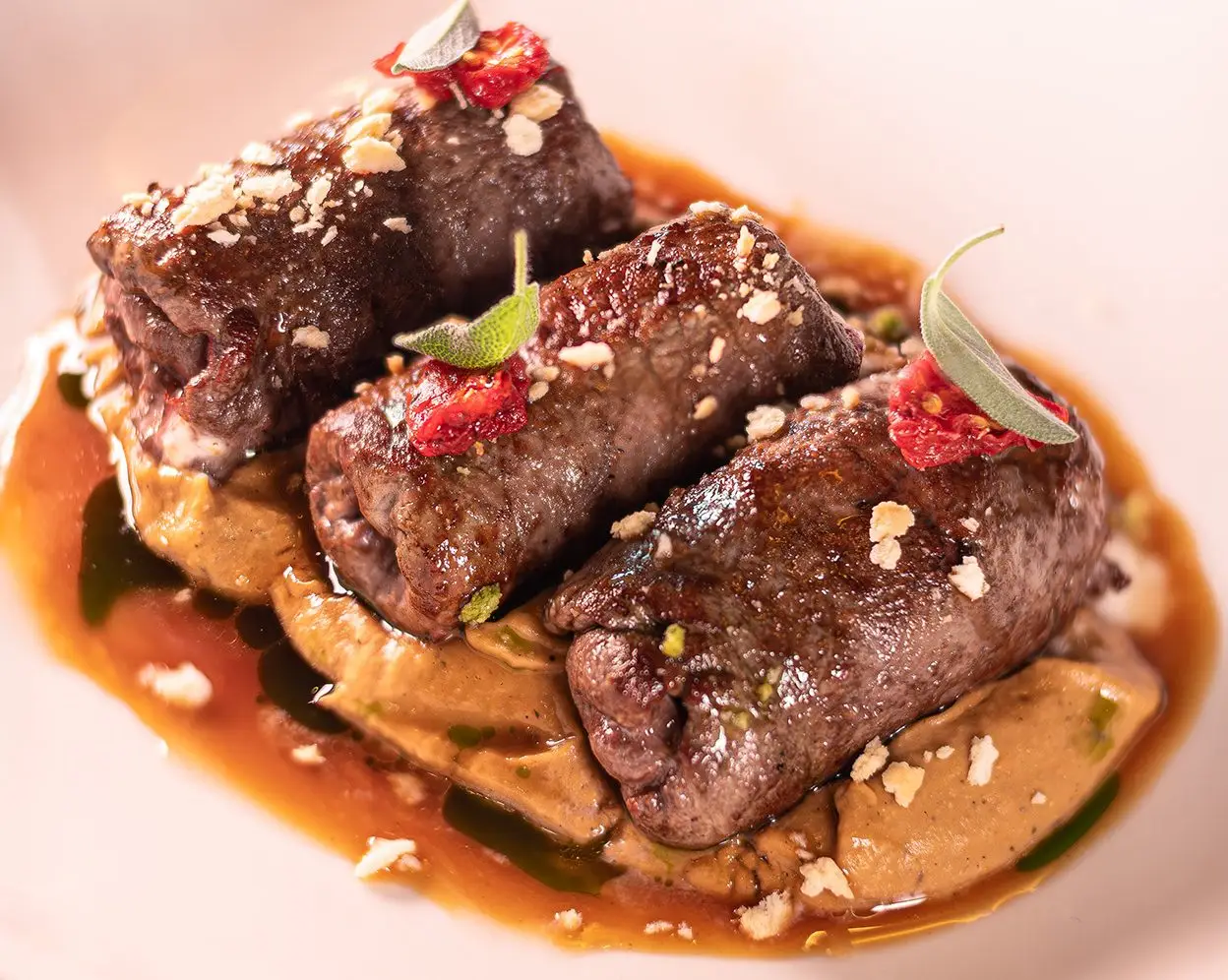 Explore the most anticipated restaurant openings in Dubai for 2026. From Yannick Alléno’s Pavyllon to the Spanish heritage of Barrafina and the live-fire intimacy of Window.