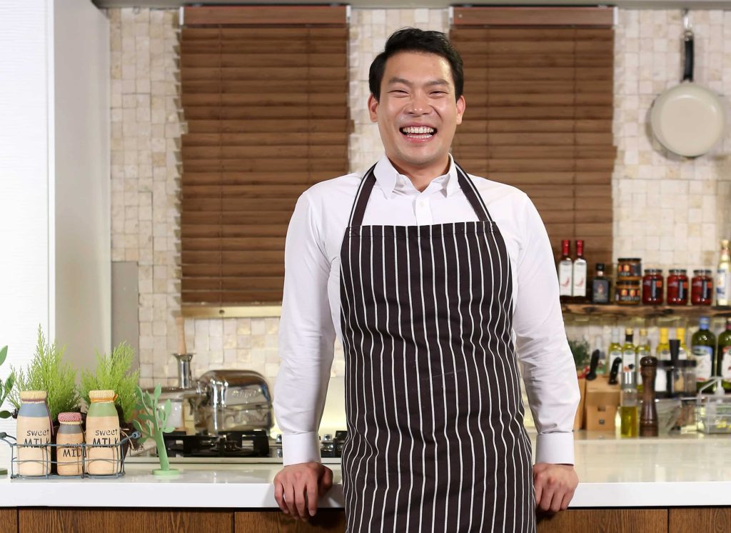 Experience a modern Korean six-course tasting menu by Chef Chanoh Lee at Mekong, Anantara Mina Al Arab. Join this exclusive event in Ras Al Khaimah on 23-24 January.