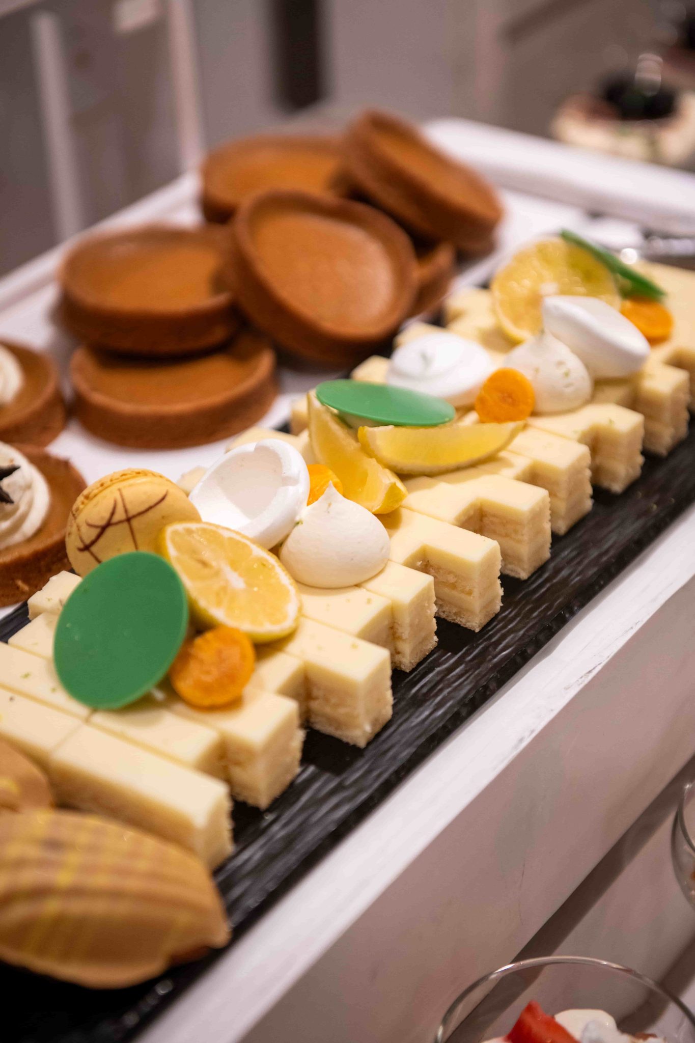 Discover the most refined Iftar and Suhour experiences in Abu Dhabi for 2026. From the Grand Canal to Saadiyat Island, explore curated menus, artisanal markets, and coastal dining.