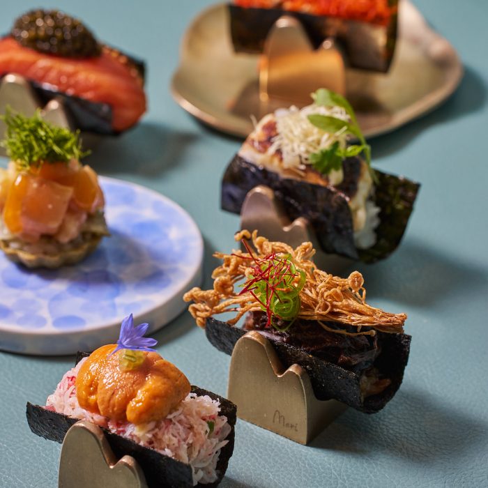 The menu continues with a series of signature mains that highlight traditional depths, such as Abalone and Prawn Jeon, Ganjang Gejang (soy-marinated crab) and Korean Ginseng Chicken Soup (Samgyetang). Diners will also experience the Hoengseong Hanwoo en Croute and a variety of noodle courses. To conclude the evening, a sophisticated dessert selection will be served, featuring Black Sesame Seed Ice Cream, mango and traditional Dasik.