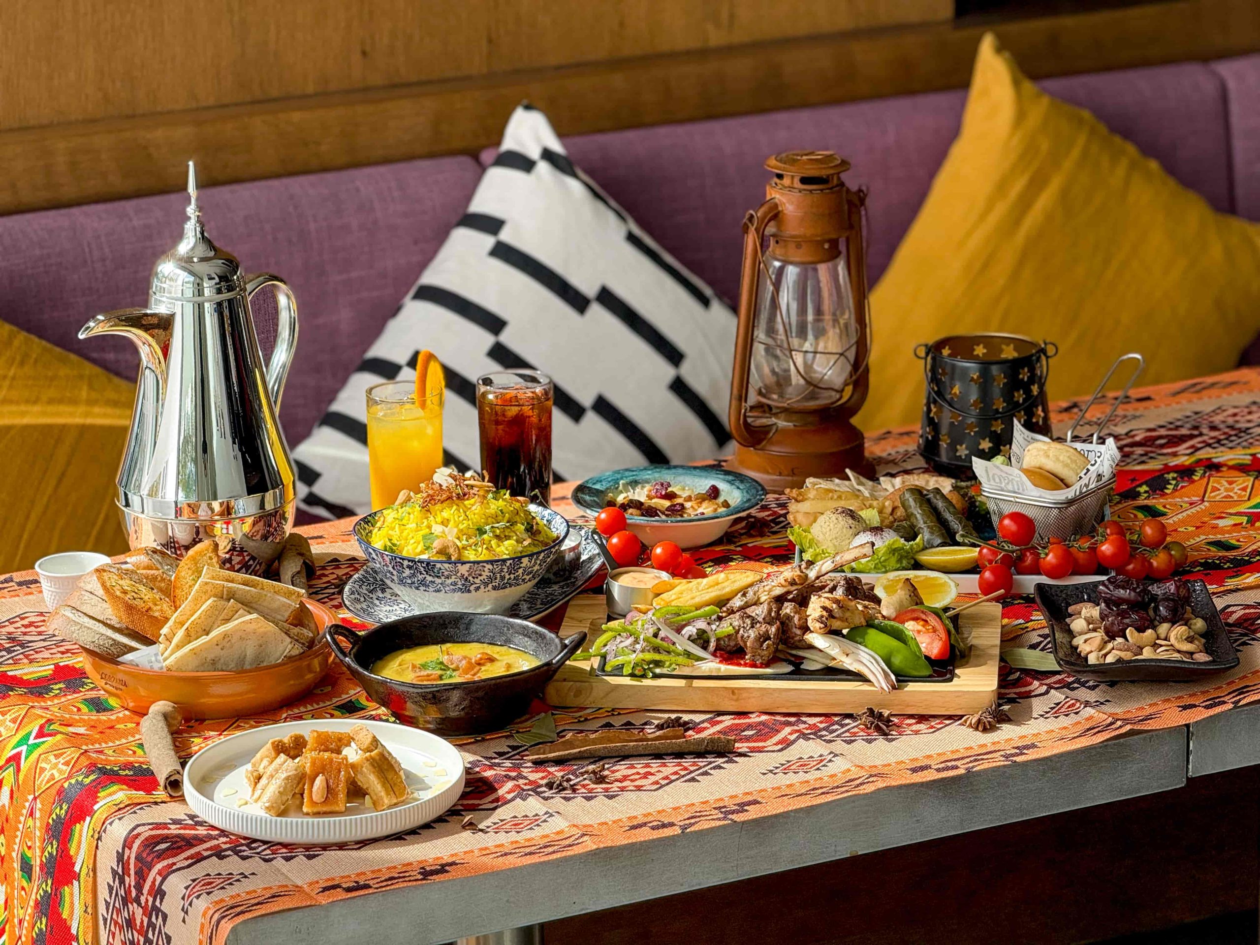 Explore the ultimate Ramadan 2026 guide. From farm-to-table Iftars in Deira to luxury staycations at JA Ocean View and Vida Hotels, discover where to celebrate the Holy Month in the UAE