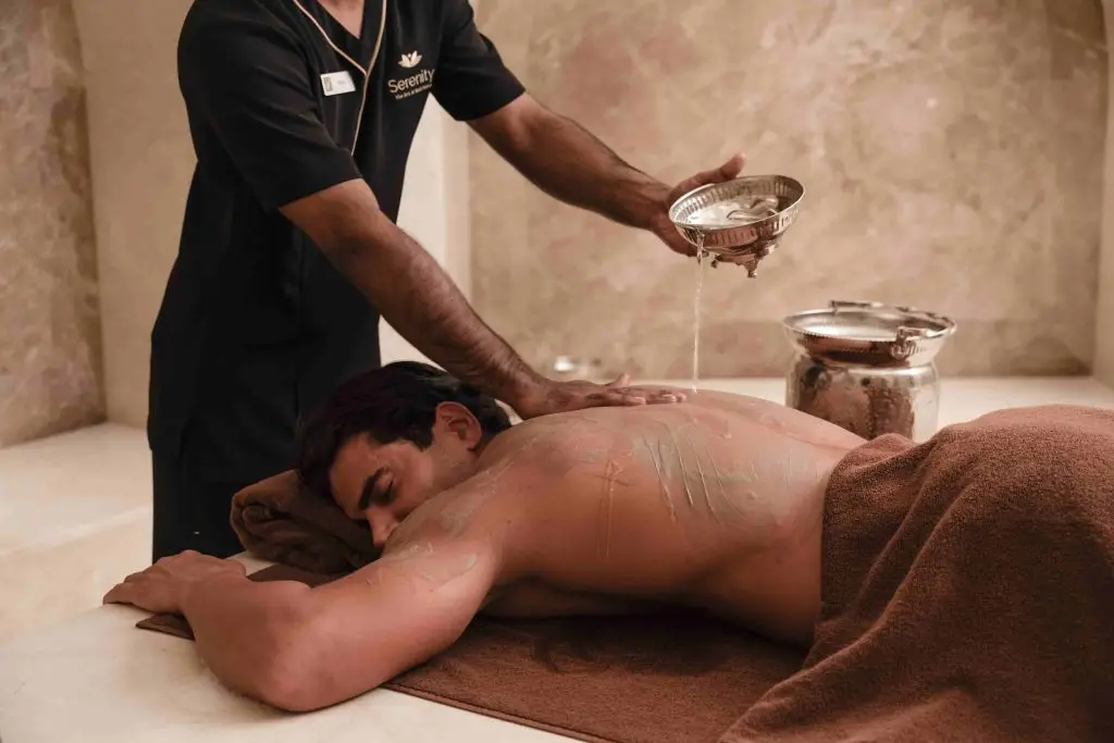 Guests are increasingly seeking experiences that support energy, focus, and resilience rather than passive relaxation.