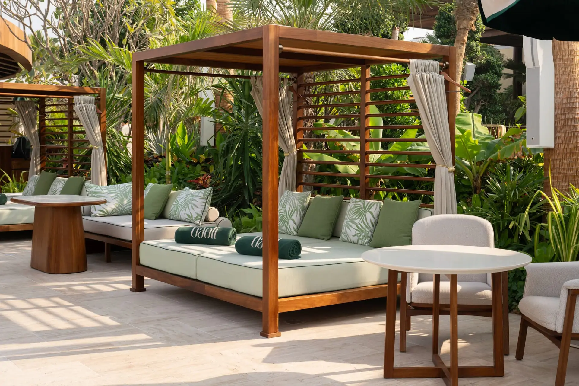 Bâoli Dubai at J1 Beach introduces a new signature set menu for AED 159, featuring wagyu tartare and miso-glazed black cod for a refined midday escape.