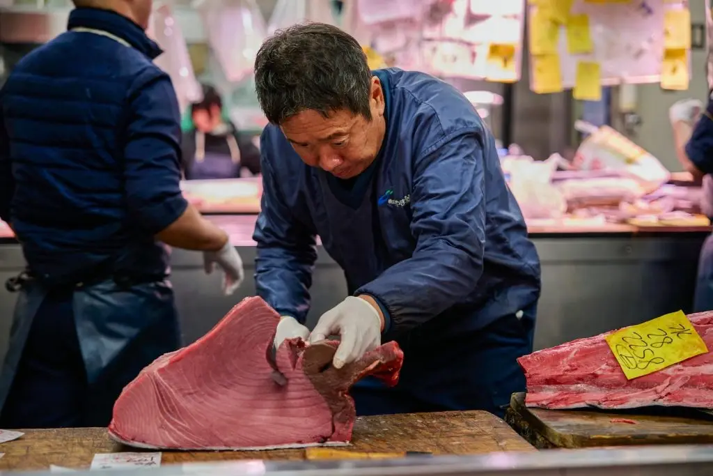 Country Hill International launches its Prime Gourmet flagship and The Fishmonger in Umm Suqeim. The site offers Yamayuki tuna and premium meats for chefs and hospitality partners.