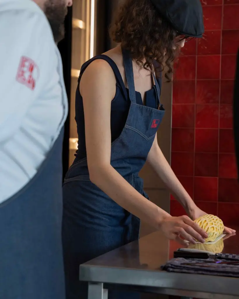 Learn how to make the perfect Beef Wellington at Fin & Bone Al Barari. New butchery masterclasses include sausage making and technical meat preparation.