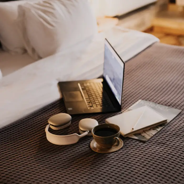 work from hotel in Dubai