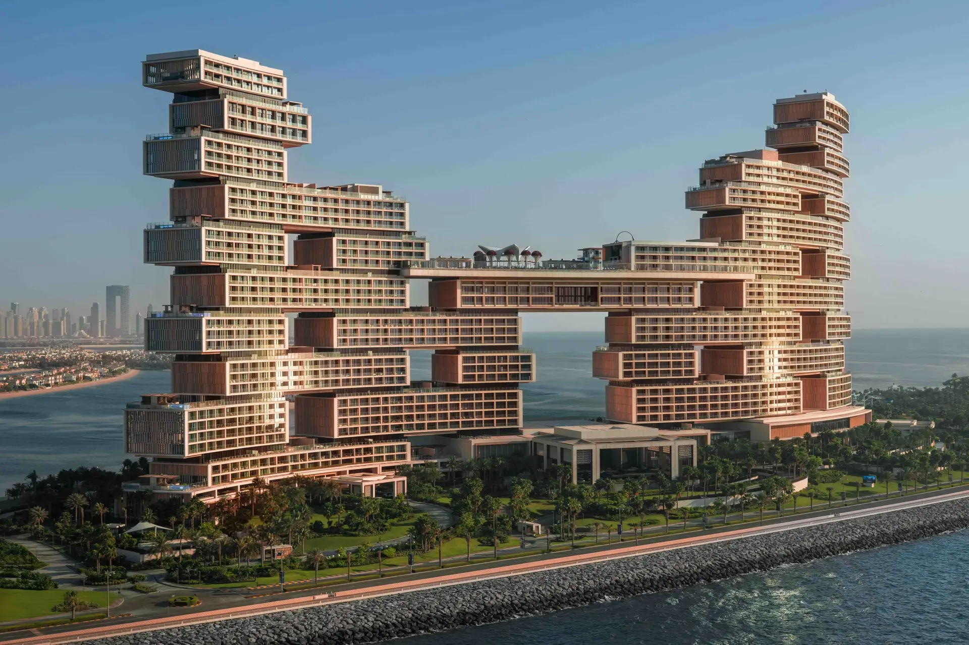 Atlantis The Royal holds onto its Three MICHELIN Key status for a second year, while Atlantis, The Palm enters the MICHELIN Guide hotel selection for the first time in 2026.